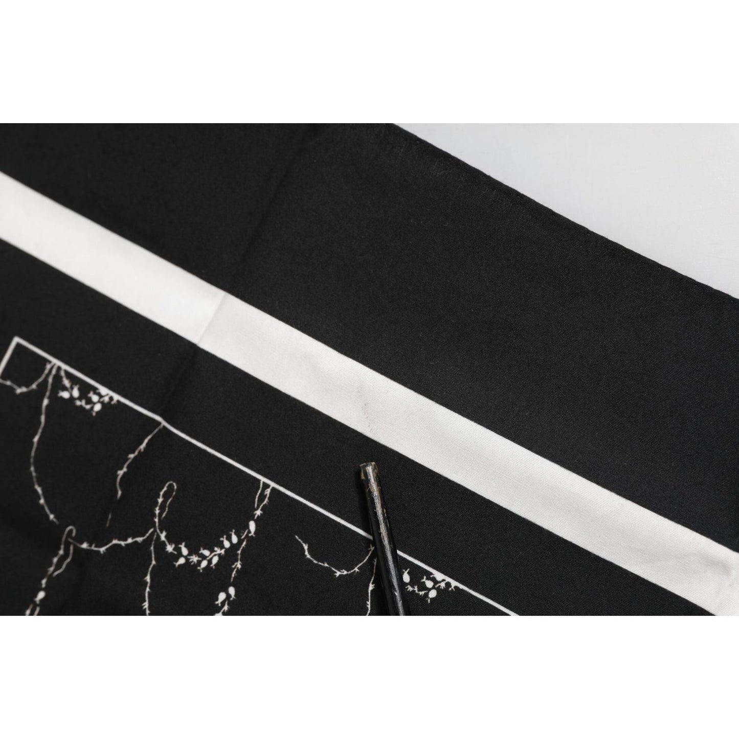 Dolce & Gabbana Black White Printed Square Foulard Scarf MS7235