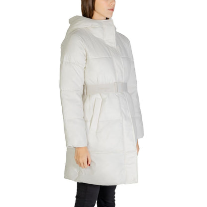 Calvin Klein Jeans Cream Nylon Coat 1728,71956299936,Calvin Klein Jeans,Clothing,Coats - Jackets & Coats - Clothing,Cream,IT42|M,IT44|L,Jackets & Coats - Clothing,New with tags,Women