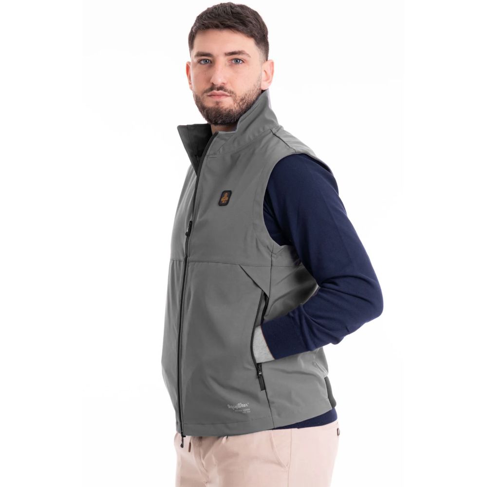 Front view with bag zipped and handles upright.