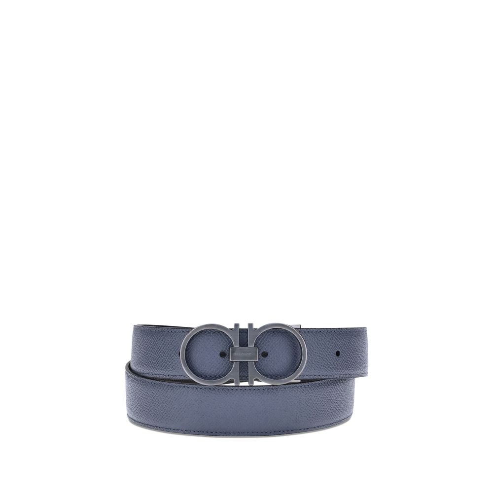 Ferragamo Leather reversible Belt with Gancini buckle, elegant tumbled leather design, versatile for AW25 season.