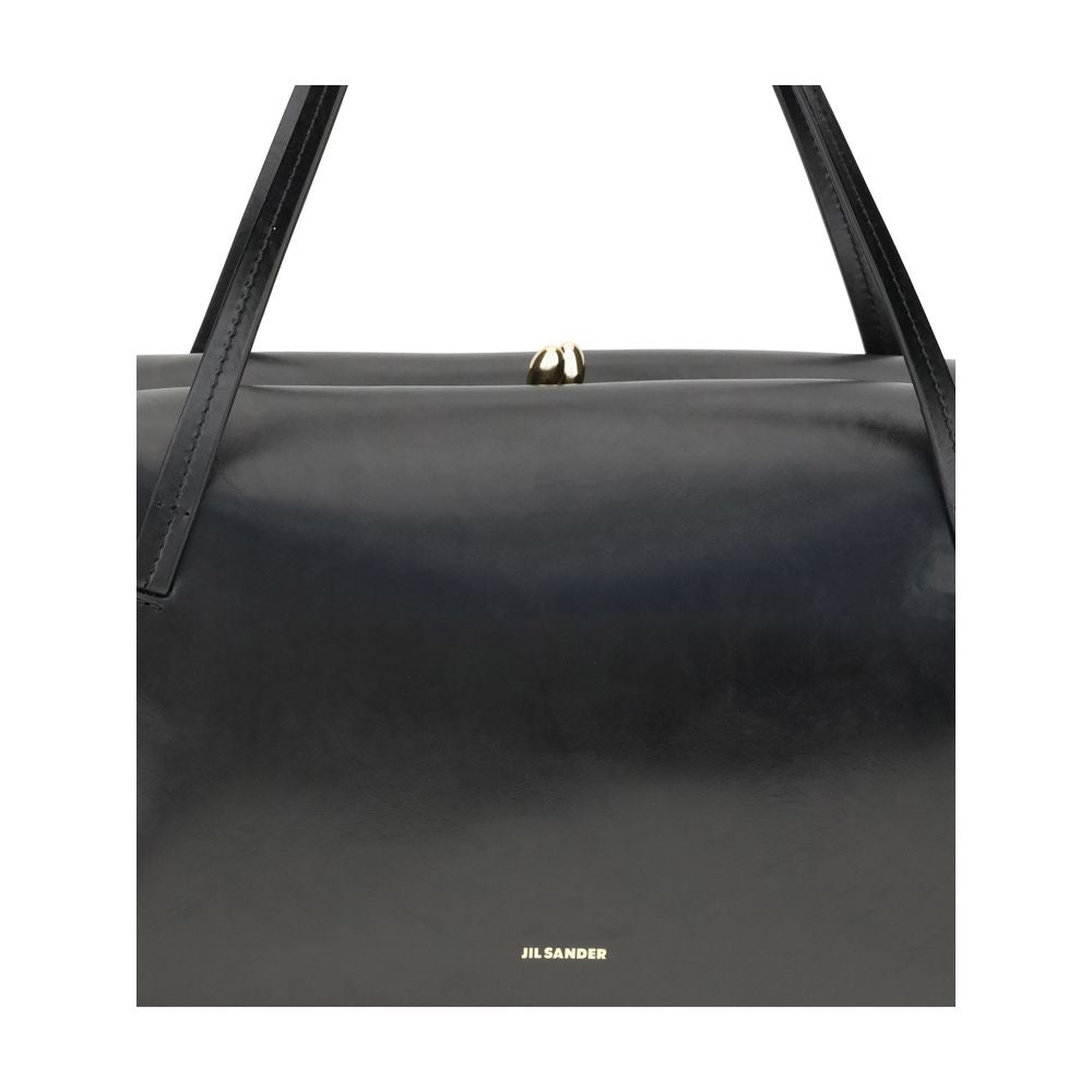 Front view with bag zipped and handles upright.