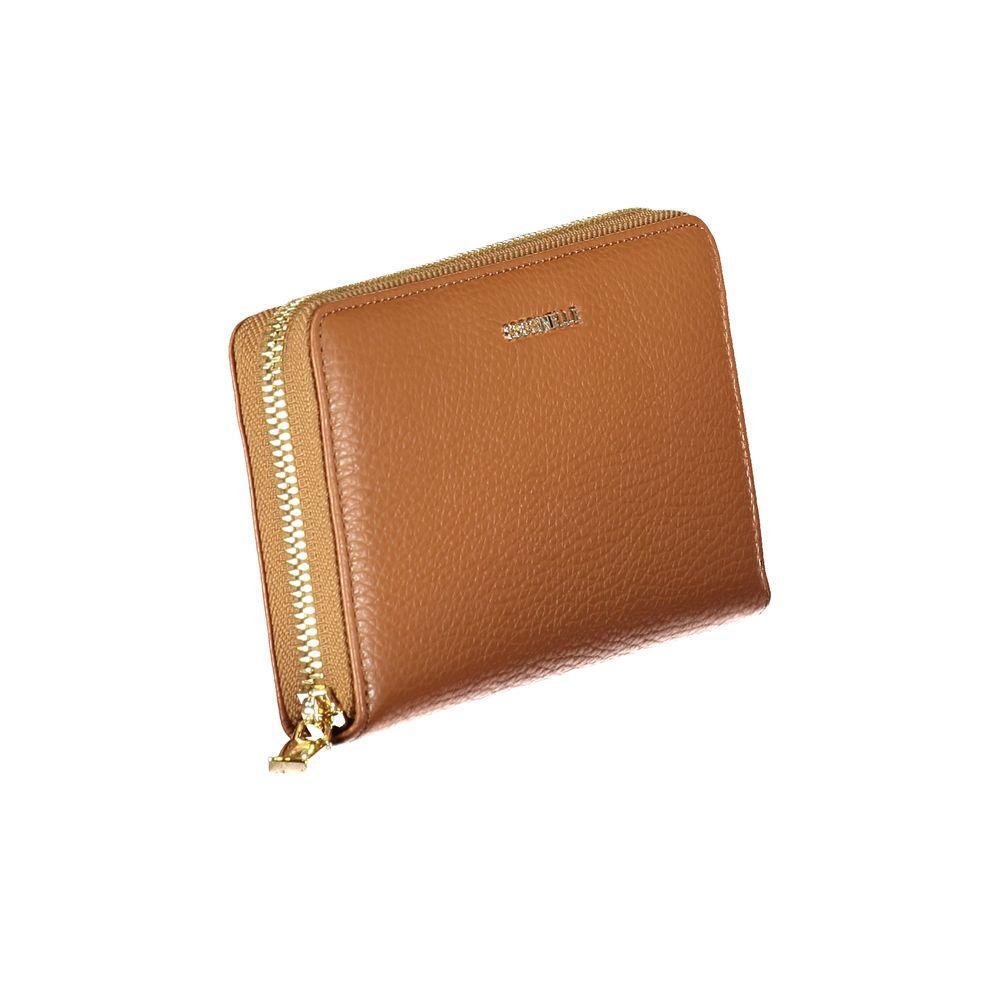 Front view with bag zipped and handles upright.