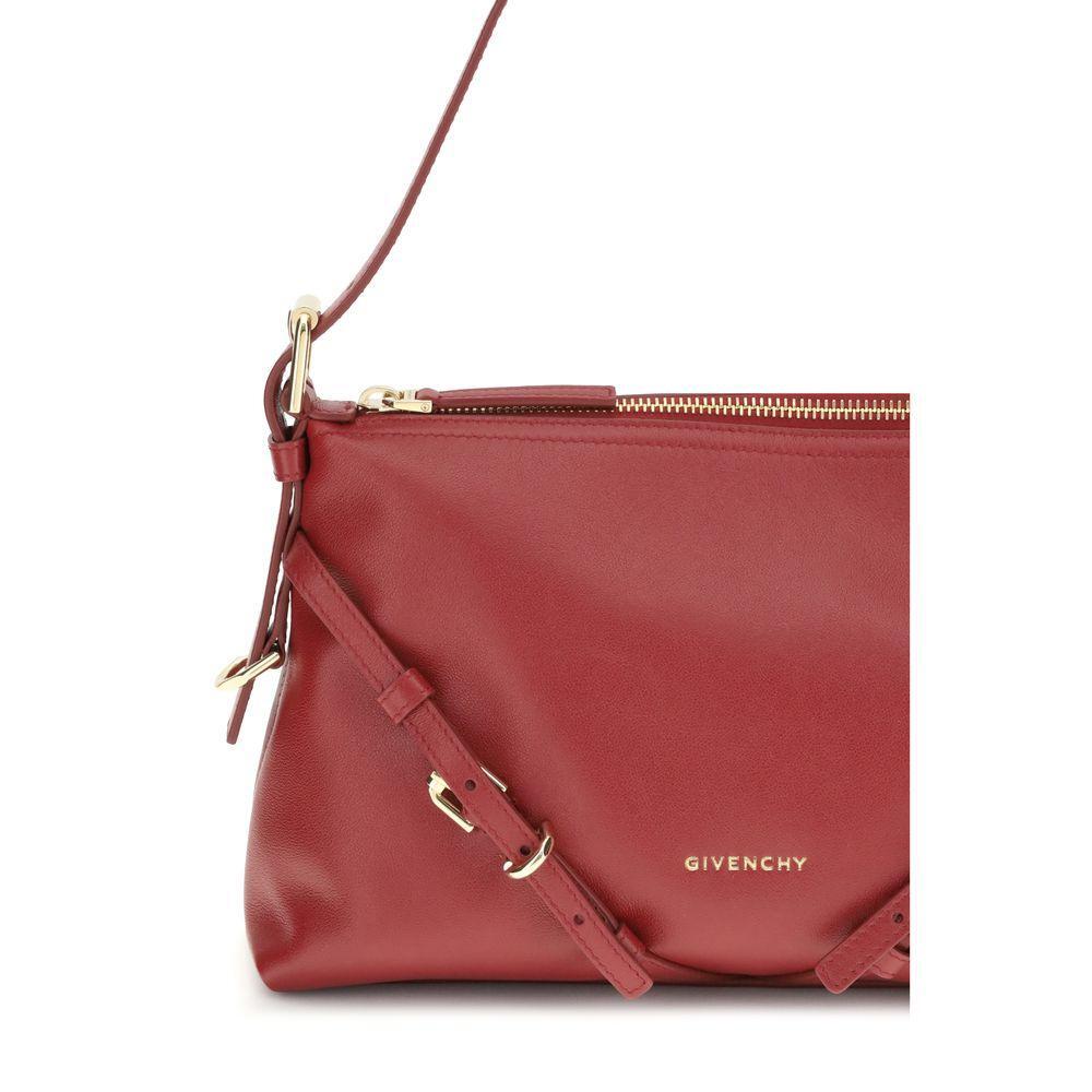 Front view with bag zipped and handles upright.