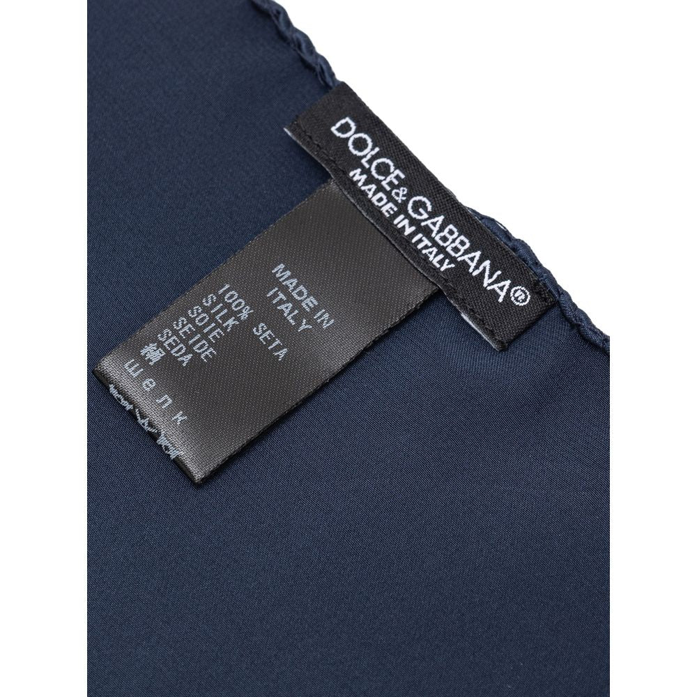 Dolce & Gabbana Blue Silk Pocket Square with label detail showing 100% silk composition. SKU: GR412E FU1AU, size 31x31cm.