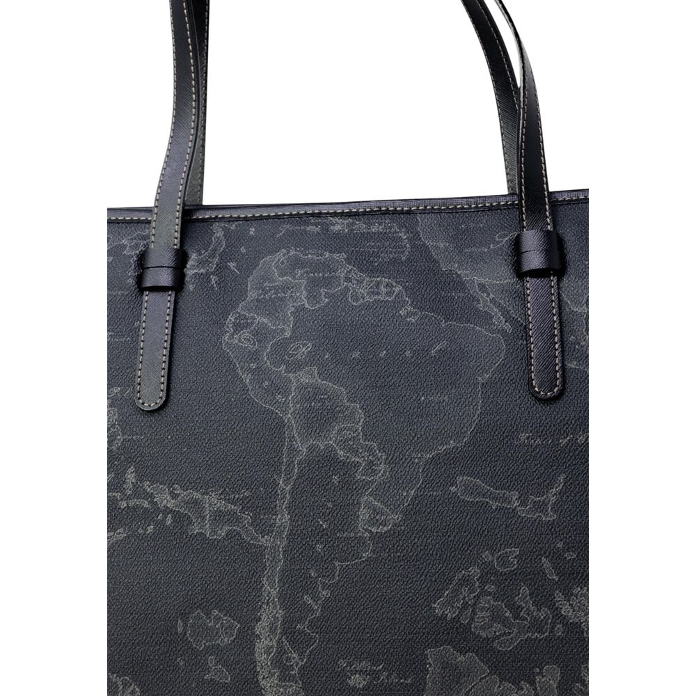 Front view with bag zipped and handles upright.