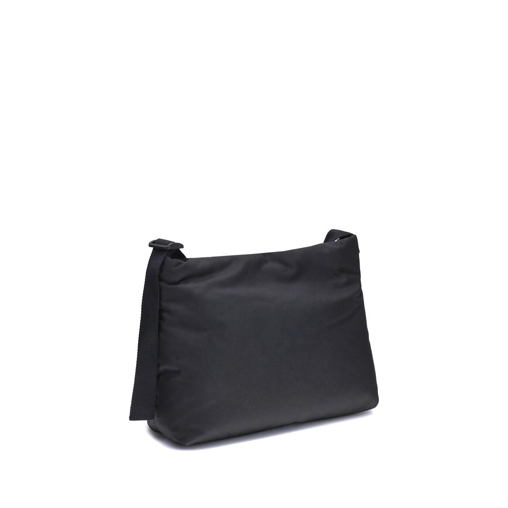 Front view with bag zipped and handles upright.