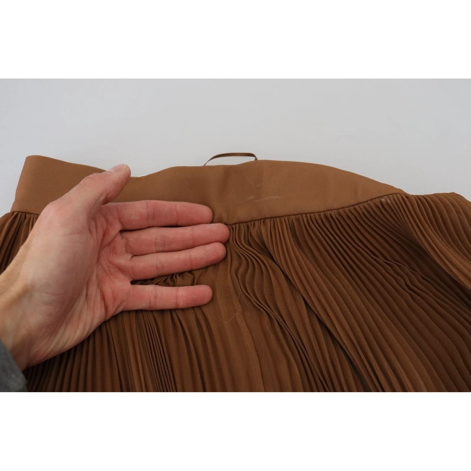 Dolce & Gabbana Beige Longuette Plisse Chiffon Midi Skirt