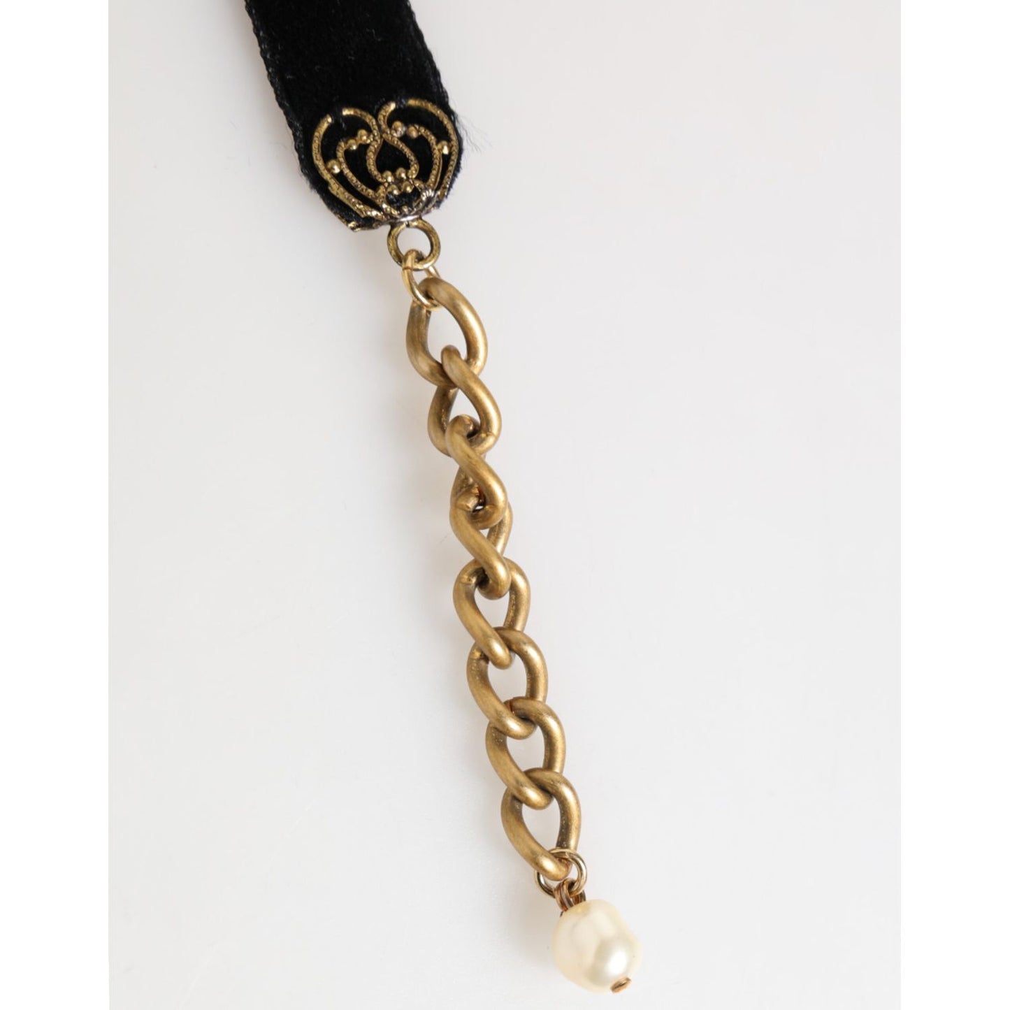 Close-up of Dolce & Gabbana Blue Floral Appliqué Velvet Choker Crystal Beads Necklace with gold-tone chain