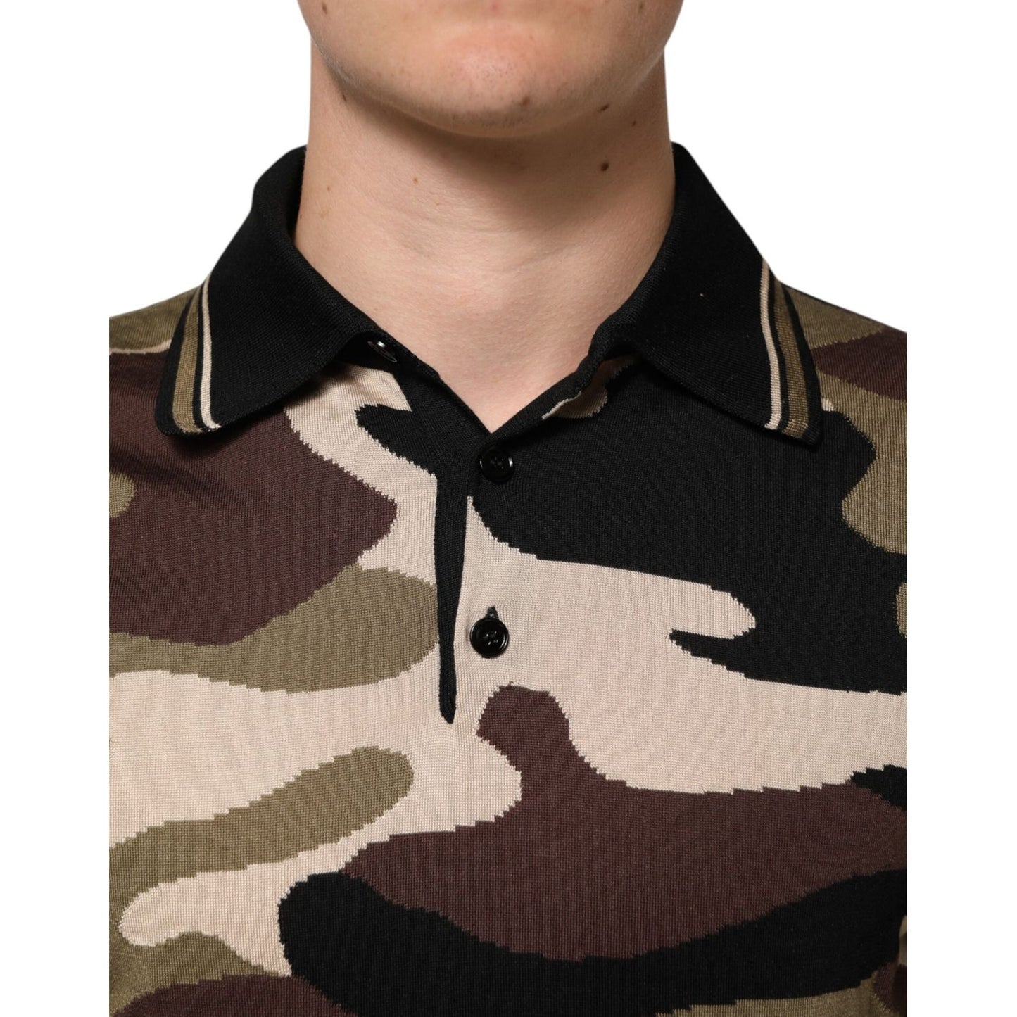 Dolce & Gabbana Camouflage Brown Silk Military Polo T-shirt close-up showing camouflage pattern and black collar. Made in Italy.