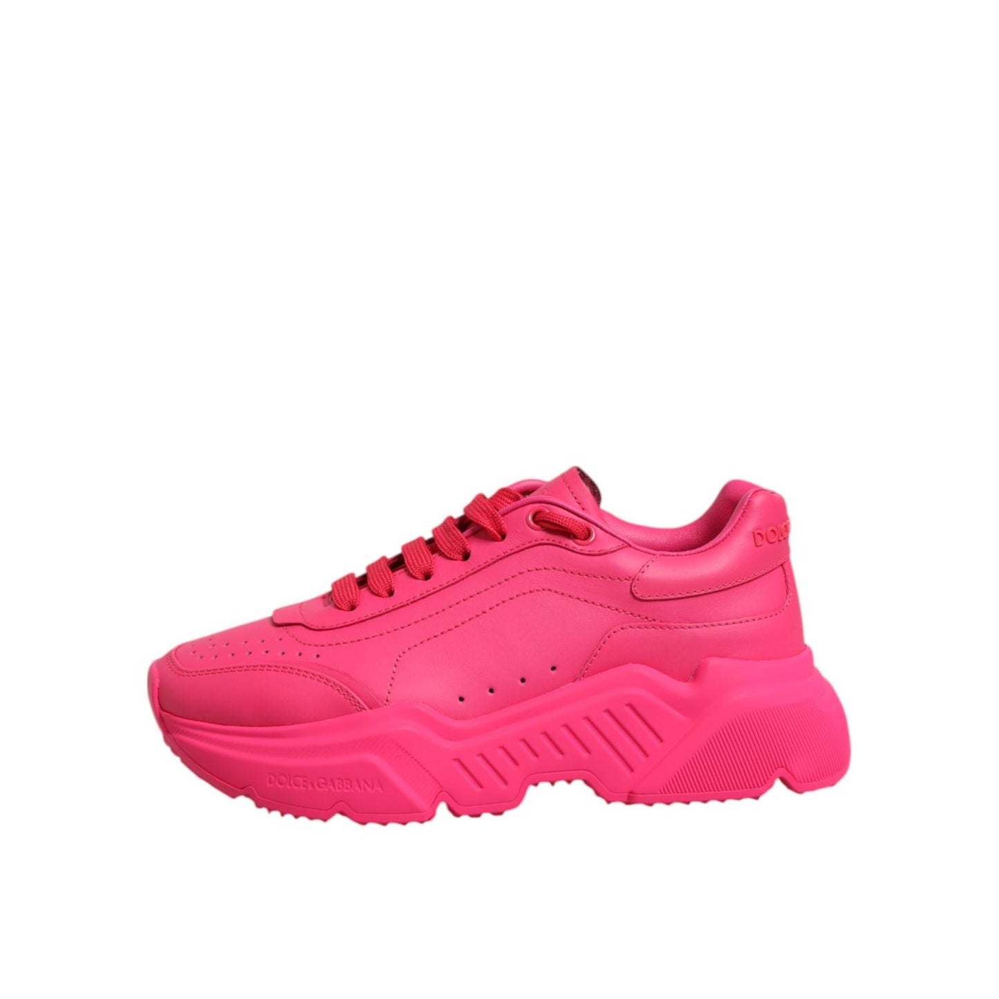Dolce & Gabbana Pink Leather Daymaster Low Top Sneakers Shoes with rubber sole and lace-up closure, made in Italy.