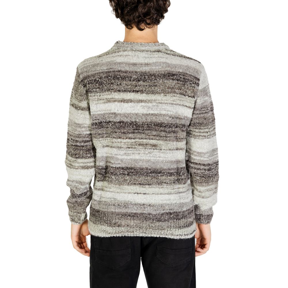 Back view of Gianni Lupo Gray Polyacrylic Sweater, men's knitwear from the Fall/Winter collection, made of 70% polyacrylic and 30% wool.