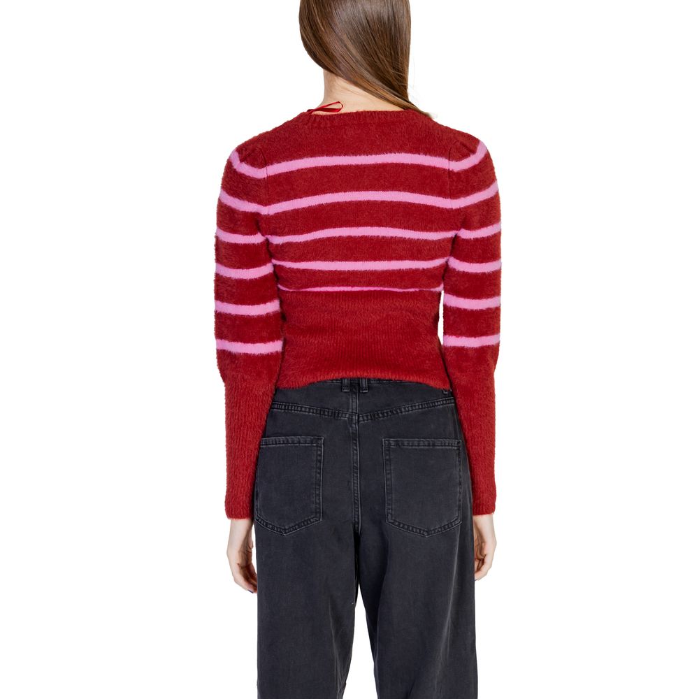 Back view of Only Red Nylon Sweater for Women, part of the Fall/Winter Knitwear Collection, featuring 70% Nylon and 30% Acrylic composition.