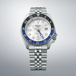 SEIKO 5 Mod. SPORTS AUTOMATIC GMT - WHITE wristwatch with stainless steel bracelet and white dial, packaged in an official box.