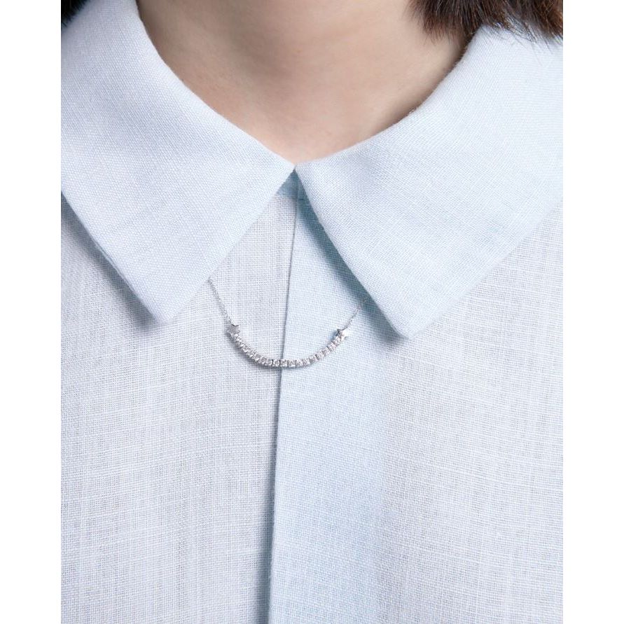 VICEROY JEWELS Mod. 13206C000-30 necklace worn by lady, quartz analog, 10 ATM water resistant, silver 925°.