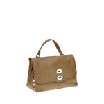 Zanellato Postina Daily Shoulder Bag in soft leather with swivel hook closure and adjustable strap, showcasing elegance and functionality.