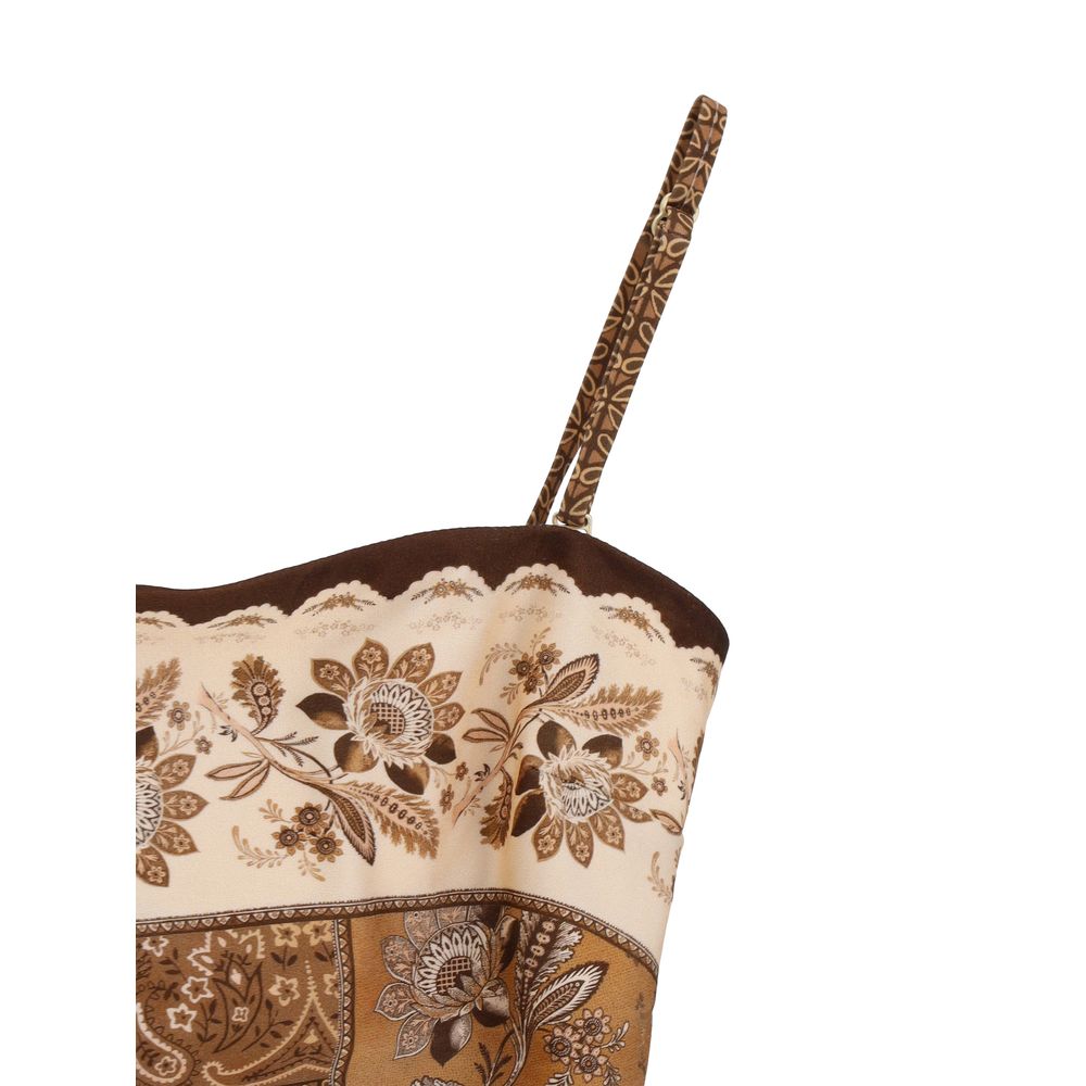 Front view with bag zipped and handles upright.